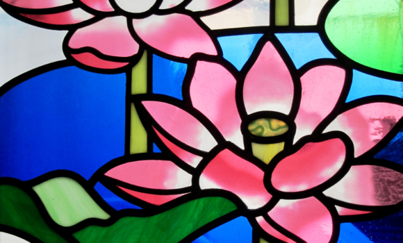 寺院／蓮の花 のアイキャッチ画像